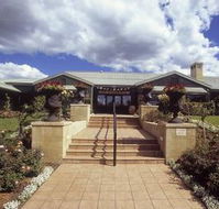 Harrigan's Irish Pub and Accommodation - ACT Tourism