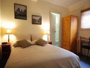 Ashfield Manor - ACT Tourism 0