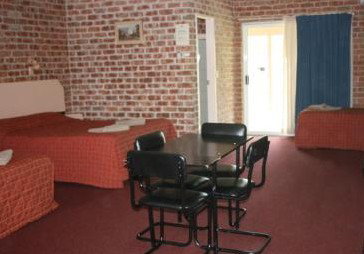 Gloucester Country Lodge - ACT Tourism 1