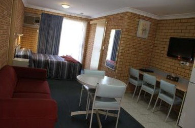 Tallarook Motor Inn - ACT Tourism 5