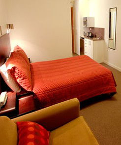 Alto Hotel On Bourke - ACT Tourism 1