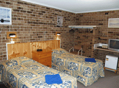 Acacia Snowy Motel - ACT Tourism 1