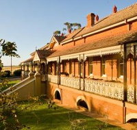 Hermitage Hill Resort And Conference Centre - ACT Tourism