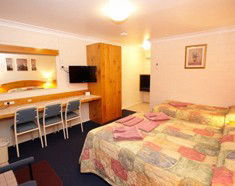 Alabaster Motel - ACT Tourism 5