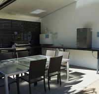 The Bay Apartments - ACT Tourism