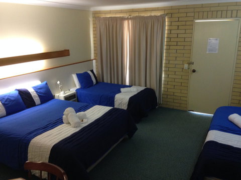 Country Rose Motel - ACT Tourism 2