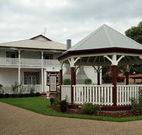 California Manor Bed and Breakfast - - ACT Tourism