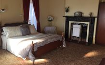 Mercedes House - ACT Tourism 1