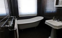 Mates Gully Boutique Accommodation - - ACT Tourism 1