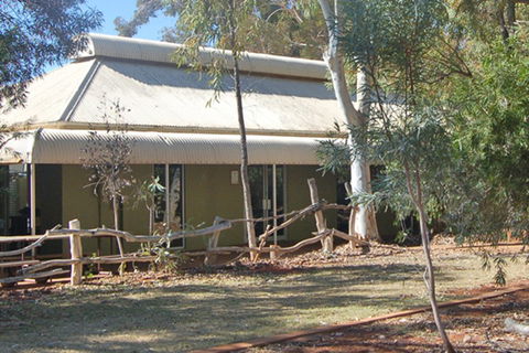 Ayers Rock - Outback Pioneer Lodge - ACT Tourism 2