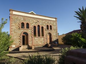Broken Hill Outback Church Stay - ACT Tourism 0