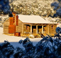 Moonbah Huts - ACT Tourism