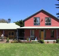 Dunsborough YHA - ACT Tourism