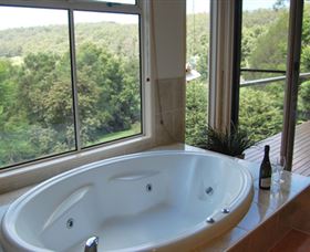 Ravensbourne Escape - ACT Tourism 0