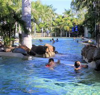 Aussie Outback Oasis Cabin and Van Village - ACT Tourism