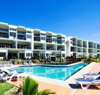 Beachside Magnetic Harbour Apartments - ACT Tourism