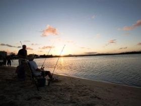 Las Rias Luxury Apartments - ACT Tourism 1