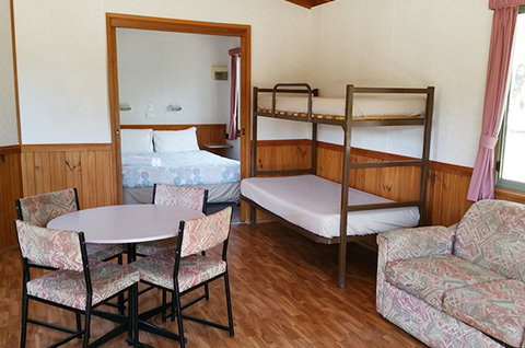 Halls Gap Gardens Caravan Park - ACT Tourism 6