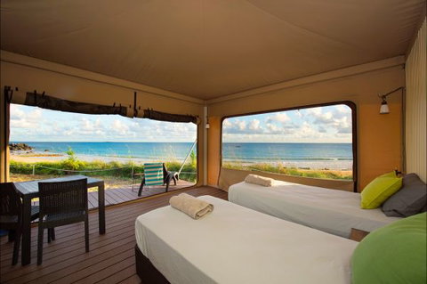 Banubanu Beach Retreat - ACT Tourism 2