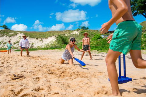 Banubanu Beach Retreat - ACT Tourism 9