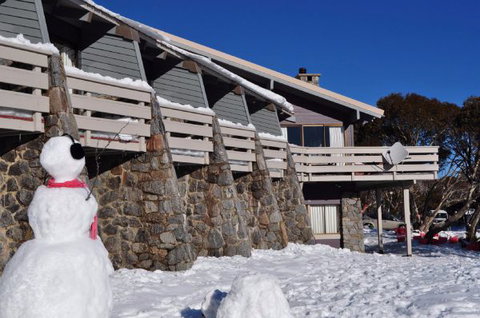 The Lodge - Smiggins - ACT Tourism 1