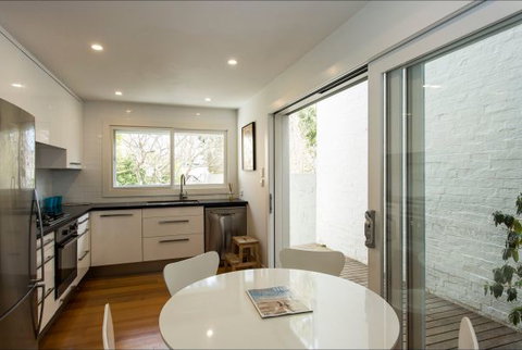 The Essence Of Paddington Living - ACT Tourism 16