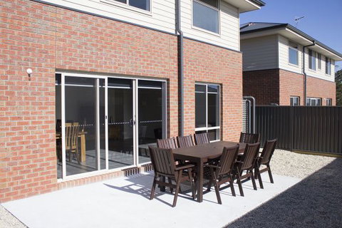 Ballarat Luxury Villas - ACT Tourism 5
