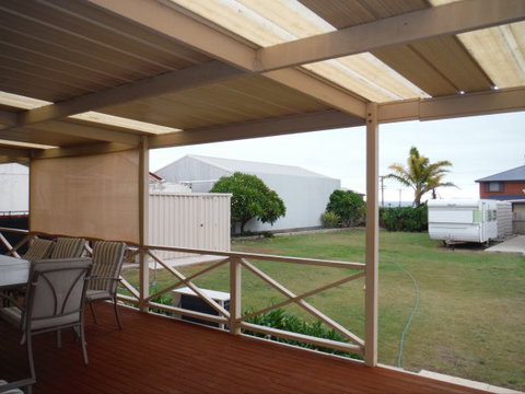 Lawhill Lodge - ACT Tourism 1