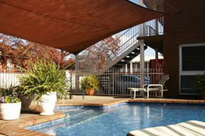 Best Western Meramie Motor Inn - ACT Tourism 3