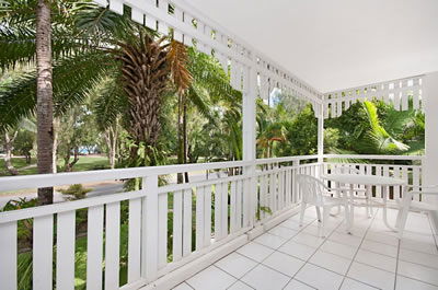 Apartments At The White House Port Douglas - ACT Tourism 1