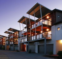 Quarterdecks Harbour Retreat - ACT Tourism