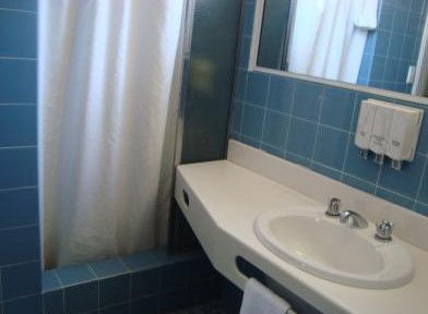 The Blakehurst Motor Inn - ACT Tourism 5