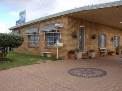 Ardeanal Motel - ACT Tourism 0