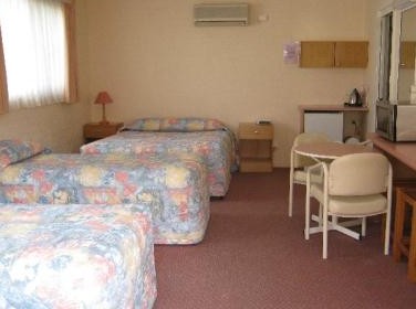 Goulburn Motor Inn - ACT Tourism 0