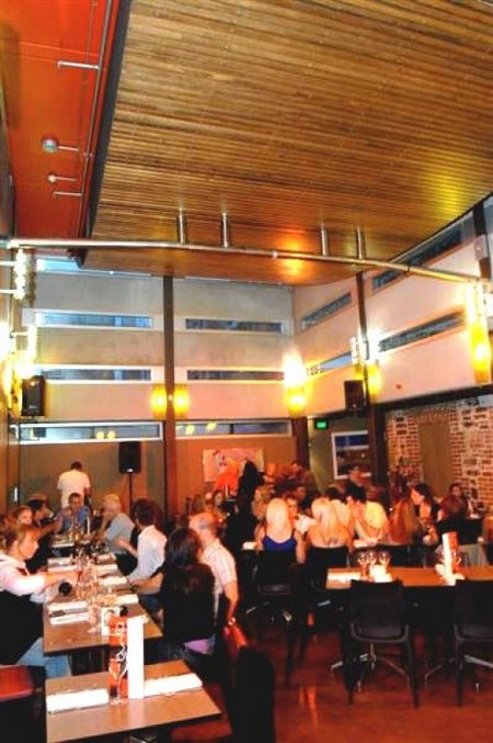 Austral Hotel - ACT Tourism 1