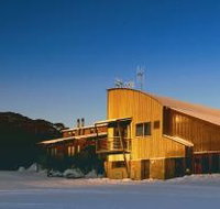 The Stables Resort - ACT Tourism