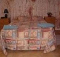 Radeka Downunder Underground Motel And Backpackers Inn - ACT Tourism