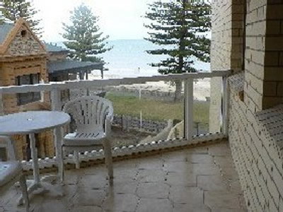 South Esplanade Apartments - ACT Tourism 0