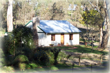 The Woodmans Cottage - ACT Tourism 0