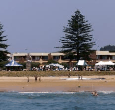 Beachfront Voyager Motor Inn - ACT Tourism