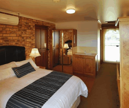 Stanley Village - ACT Tourism 1