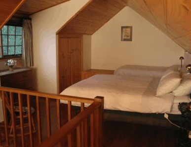 Daisy Bank Cottages - ACT Tourism 1