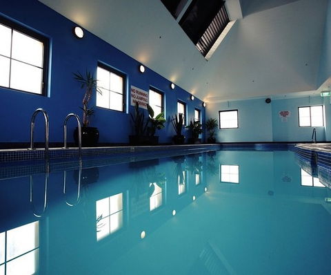 Seasons Harbour Plaza, Darling Harbour - ACT Tourism 5