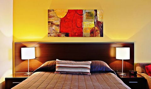 Governor Macquarie Motor Inn - ACT Tourism 0