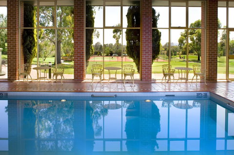 Country Club Tasmania - ACT Tourism 2