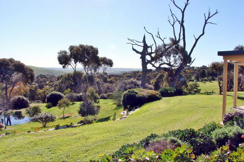 Austiny Bed And Breakfast - ACT Tourism 5