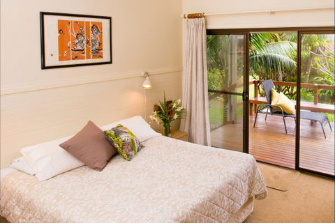 Ebbtide Apartments - ACT Tourism 0