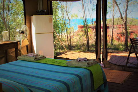Goombaragin Eco Retreat - ACT Tourism 0