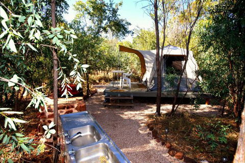Goombaragin Eco Retreat - ACT Tourism 6