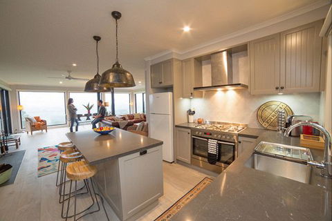 Halcyon Cottage Retreat - Self Contained Accommodation - ACT Tourism 4